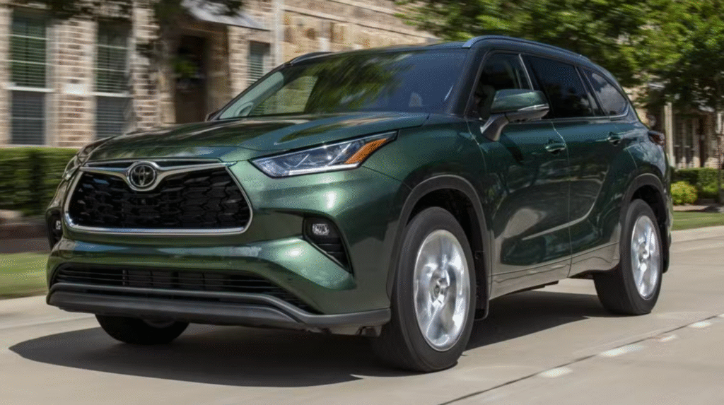 Get More Space & Less Lease Payment With Toyota Grand Highlander